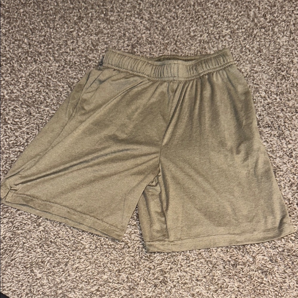 Old Navy 10/12 boys go cool shorts